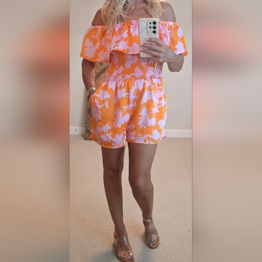 Floral Orange and White Women's Shorts